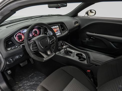 Used 2023 Dodge Challenger SRT Hellcat Redeye RWD image 2