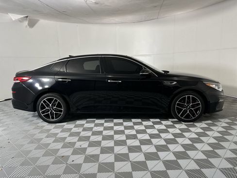 Used 2020 Kia Optima SX FWD image 9