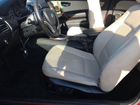 Used 2012 BMW 135i Convertible w/ Premium Pkg image 3