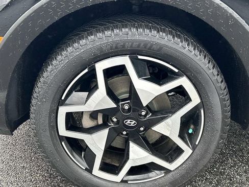 Certified 2022 Hyundai Santa Cruz Limited AWD/4WD image 9