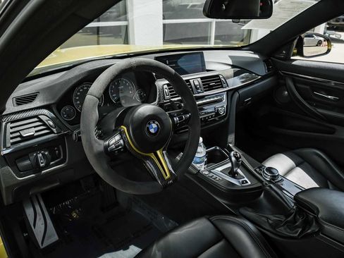 Used 2015 BMW M4 Coupe RWD image 3