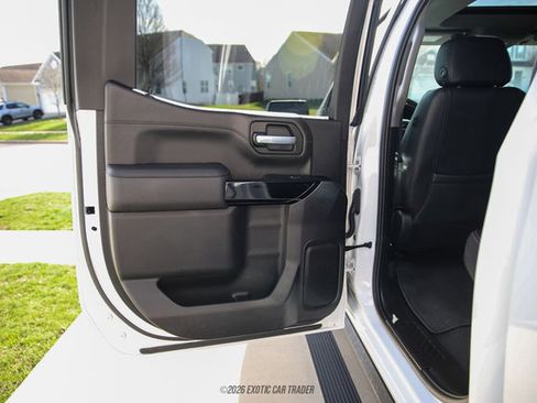 Used 2021 GMC Sierra 1500 SLT w/ SLT Premium Plus Package image 34