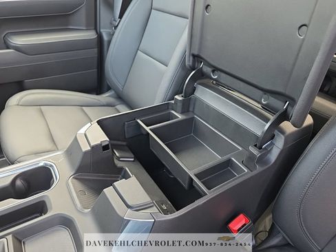 Used 2025 Chevrolet Silverado 1500 LT Trail Boss w/ LT Trail Boss Premium Package AWD/4WD image 23