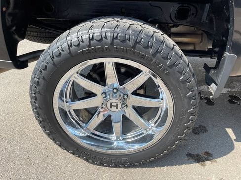 Used 2020 Chevrolet Silverado 1500 LT w/ All-Star Edition AWD/4WD image 37
