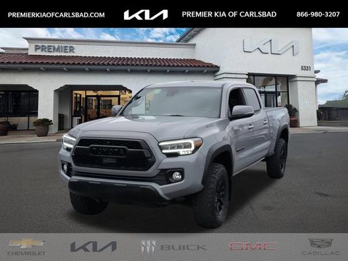Used 2021 Toyota Tacoma TRD Off-Road w/ TRD Premium Off Road Package AWD/4WD image 1