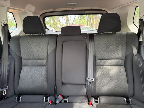 Used 2025 Nissan Rogue SV FWD image 37