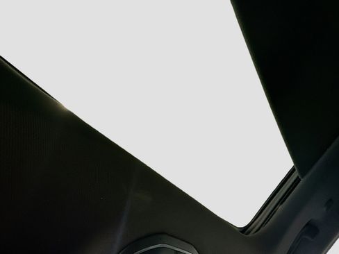 Used 2024 Jeep Grand Cherokee L Limited w/ Luxury Tech Group II image 27