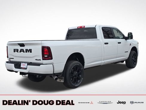 New 2026 RAM 3500 Big Horn AWD/4WD image 5