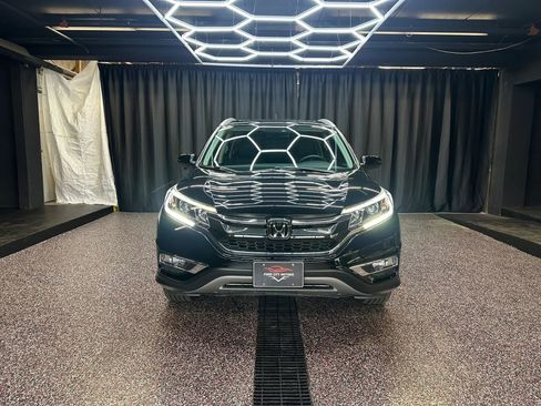 Used 2016 Honda CR-V Touring image 2