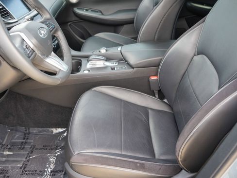 Certified 2025 INFINITI QX50 Sport image 8