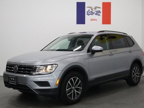 Used 2021 Volkswagen Tiguan S image 8
