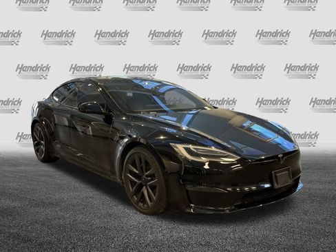 Used 2022 Tesla Model S image 2