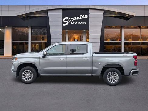 Used 2024 Chevrolet Silverado 1500 LT AWD/4WD image 2