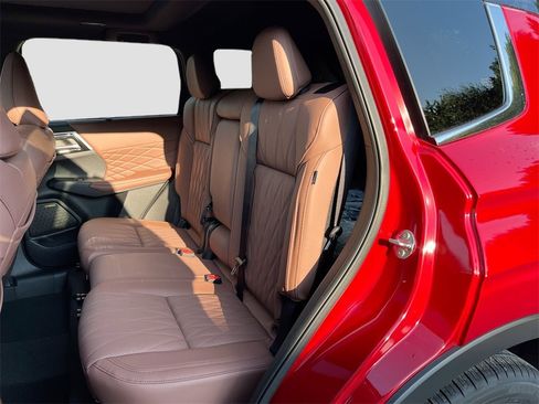 New 2025 Mitsubishi Outlander SEL image 26
