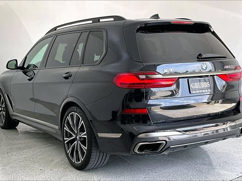Used 2020 BMW X7 M50i w/ Dynamic Handling Package AWD/4WD image 15