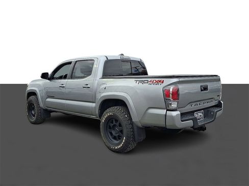 Used 2023 Toyota Tacoma TRD Sport image 5