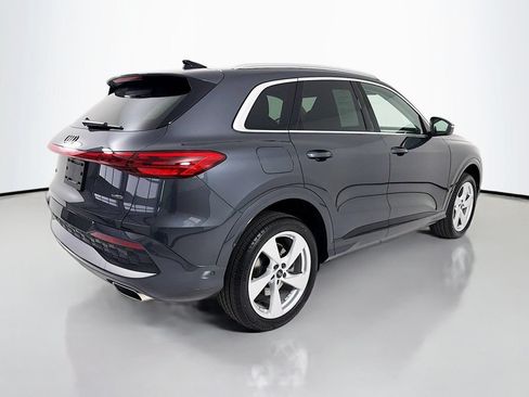 Used 2025 Audi Q5 Premium Plus w/ Premium Plus AWD/4WD image 7
