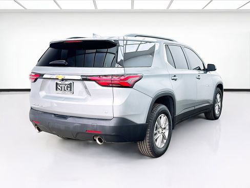 Used 2023 Chevrolet Traverse LT AWD/4WD image 4