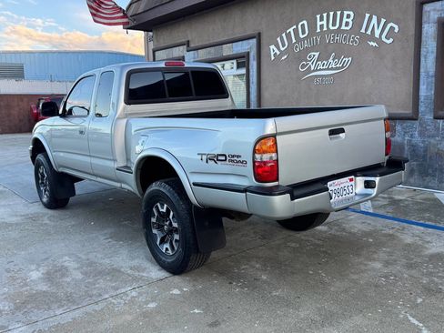 Used 2002 Toyota Tacoma PreRunner image 13