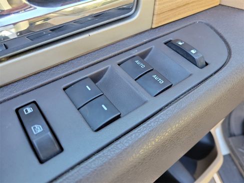 Used 2011 Ford F150 Lariat w/ Lariat Plus Pkg image 18