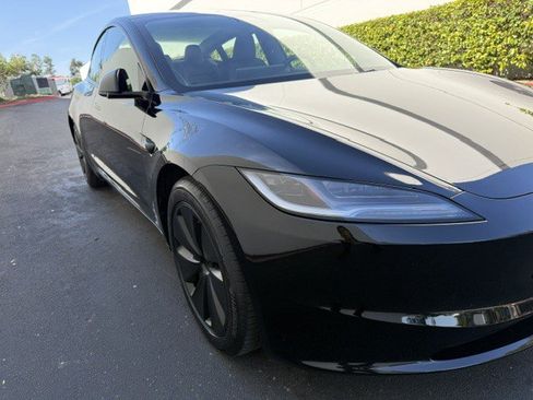 Used 2025 Tesla Model 3 Long Range AWD/4WD image 7