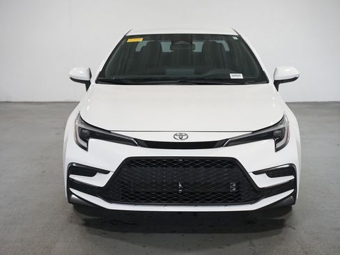 Certified 2023 Toyota Corolla SE image 2
