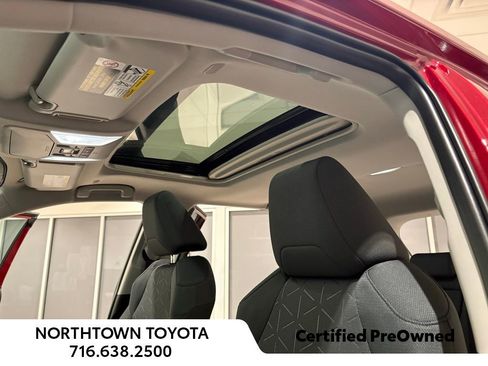 Used 2025 Toyota RAV4 XLE w/ Convenience Package image 16