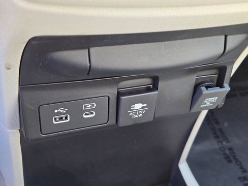New 2026 Honda Odyssey Touring image 35