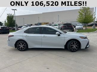 Used 2023 Toyota Camry SE w/ Convenience Package FWD video 2