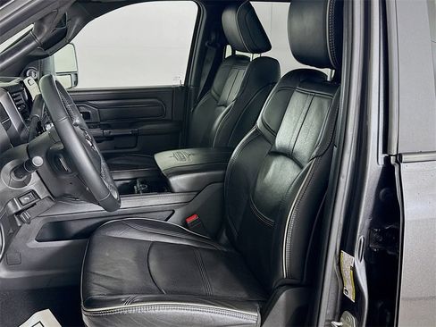 Used 2023 RAM 3500 Limited image 21