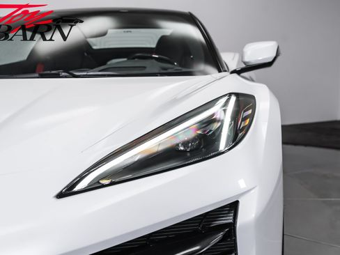 Used 2023 Chevrolet Corvette Z06 RWD image 18