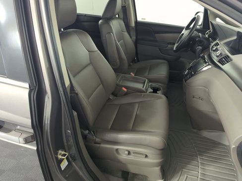 Used 2016 Honda Odyssey Touring image 40