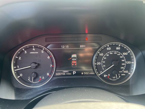 Used 2025 Mitsubishi Outlander SE AWD/4WD image 3