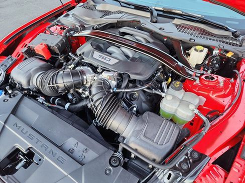 Used 2024 Ford Mustang Dark Horse image 13