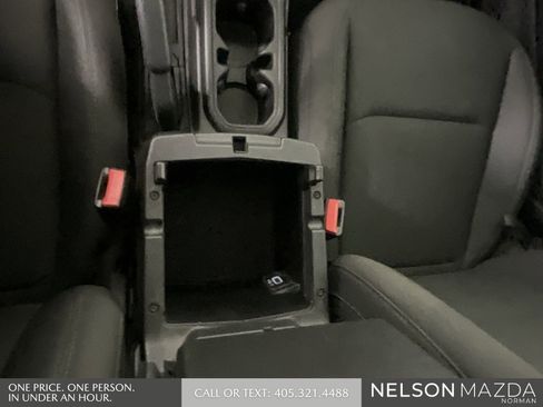 Used 2023 Jeep Wrangler Sport S image 40