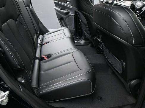 New 2025 Jeep Grand Cherokee Limited w/ Luxury Tech Group II image 40