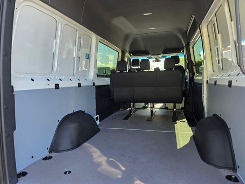 New 2026 Mercedes-Benz Sprinter 2500 image 18