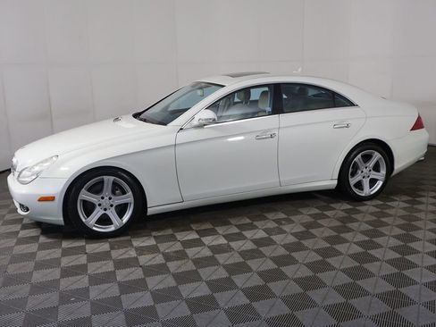 Used 2007 Mercedes-Benz CLS 550 image 15