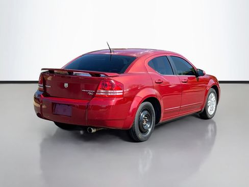Used 2010 Dodge Avenger R/T FWD image 9