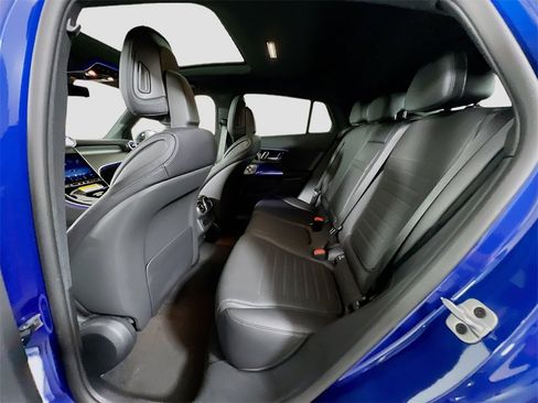 New 2025 Mercedes-Benz GLC 300 4MATIC image 24