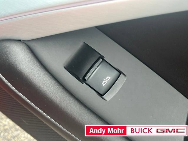 Used 2019 Chevrolet Camaro SS RWD image 40