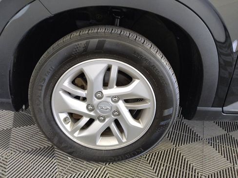 Used 2020 Hyundai Venue SEL w/ Convenience Package FWD image 31