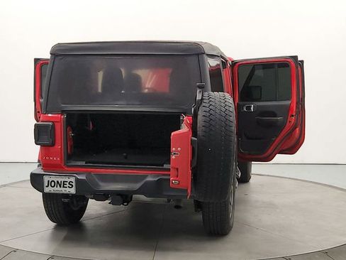 Used 2021 Jeep Wrangler Unlimited Sport AWD/4WD image 14
