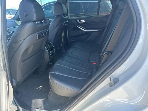 Used 2019 BMW X5 xDrive40i w/ M Sport Package image 8