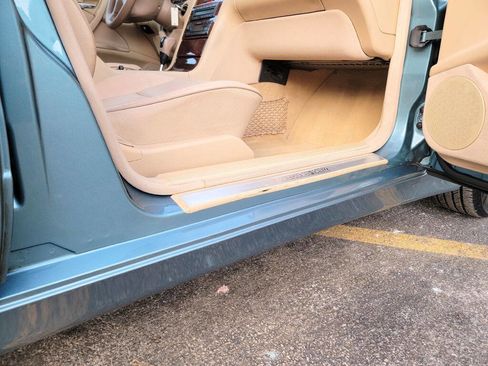 Used 2001 Mercedes-Benz E 320 Sedan image 28