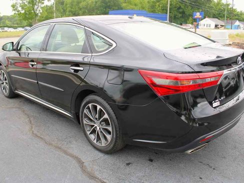 Used 2016 Toyota Avalon XLE Plus FWD image 8