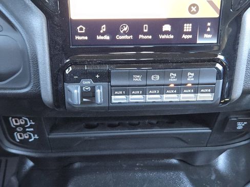 New 2026 RAM 2500 Tradesman image 16