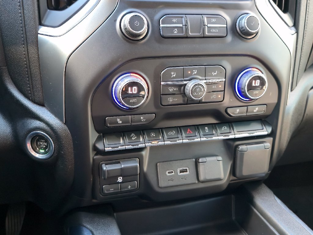 Used 2021 Chevrolet Silverado 1500 LT Trail Boss w/ Convenience Package II AWD/4WD image 17