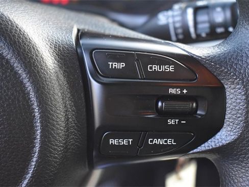 Used 2022 Kia Rio S image 23