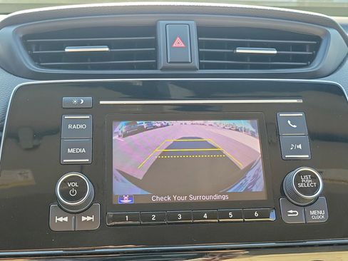 Used 2018 Honda CR-V LX image 24